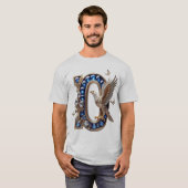 Majestueuze D Met Vleugels T-shirt (Voorkant volledig)