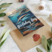 Majestueuze haai glijdt door de diepten van de oce briefkaart