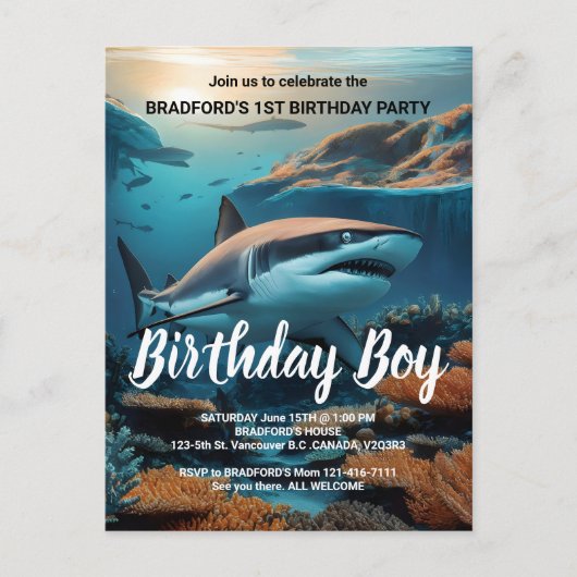 Majestueuze haai glijdt door de diepten van de oce briefkaart (Voorkant)