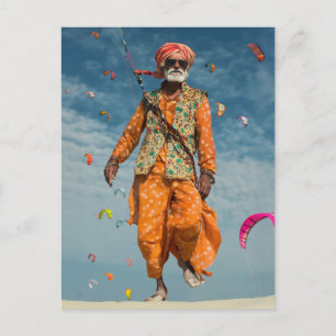 Majestueuze Indian Elder Kite Vliegen op het stran Briefkaart