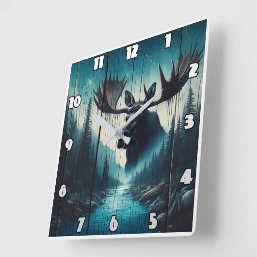 Majestueuze Moose met uitzicht op het serene rivie Vierkante Klok (Hoek)