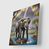 Majestueuze olifant bij rustige waterval in de sch vierkante klok (Hoek)