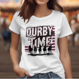 Majestueuze parade: mensen rijden sierlijk op paar t-shirt