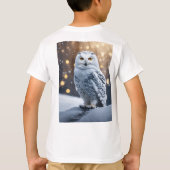 majestueuze sneeuwuil op een boomtak T-Shirt (Achterkant)