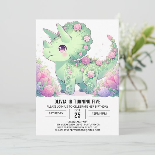 Majestueuze Triceratops Dinosaurus Digitale Verjaa Kaart (Staand voorkant)