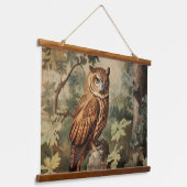 Majestueuze uil in een bos hangend wandkleed (Gebogen)