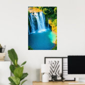 Majestueuze waterval in het Oerwoud Poster (Thuiskantoor)