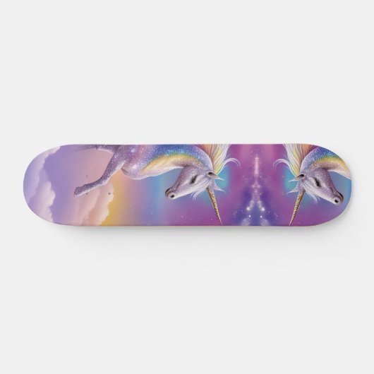 Majestueuze Witte Eenhoorn Fantasy Pastel Cloudy S Persoonlijk Skateboard (Horizontaal)