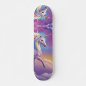 Majestueuze Witte Eenhoorn Fantasy Pastel Cloudy S Persoonlijk Skateboard (Voorkant)