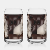Majestueuze witte kat blikvorm glas (Rechts)