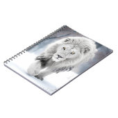 Majestueuze Witte Leeuw in Winter Wonderland Desig Notitieboek (Linkerzijde)