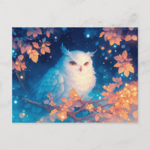 Majestueuze witte uil in gloeiend herfstbos briefkaart