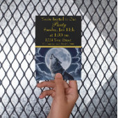 Majestueuze wolf boven besneeuwde piek kaart