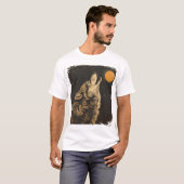 Majestueuze wolf huilt bij de maan t-shirt (Voorkant volledig)