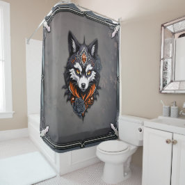 Majestueuze wolfskop, afgewerkt in een diepe, douchegordijn