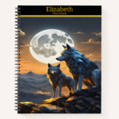 Majestueuze wolven huilen onder een heldere volle  notitieboek (Voorkant)