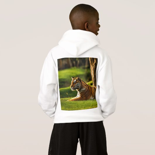 Majesty in Stripes: The Silent Power of the Tiger (Achterkant volledig)