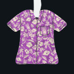 Makapuu Beach Hawaiian Batik Aloha Shirt Ornament<br><div class="desc">Violetkleurweg. Een gespreksdruk van tikis,  palmbomen,  tropische vissen,  ukelelen,  hibiscus en plumeria bloemen doet denken aan de design die gebruikt worden in  aloha-shirten in de veertig en vijftig jaar. De batiktextuur voegt een unieke textuur door het ontwerp toe en komt in verscheidene kleurenwegen.</div>
