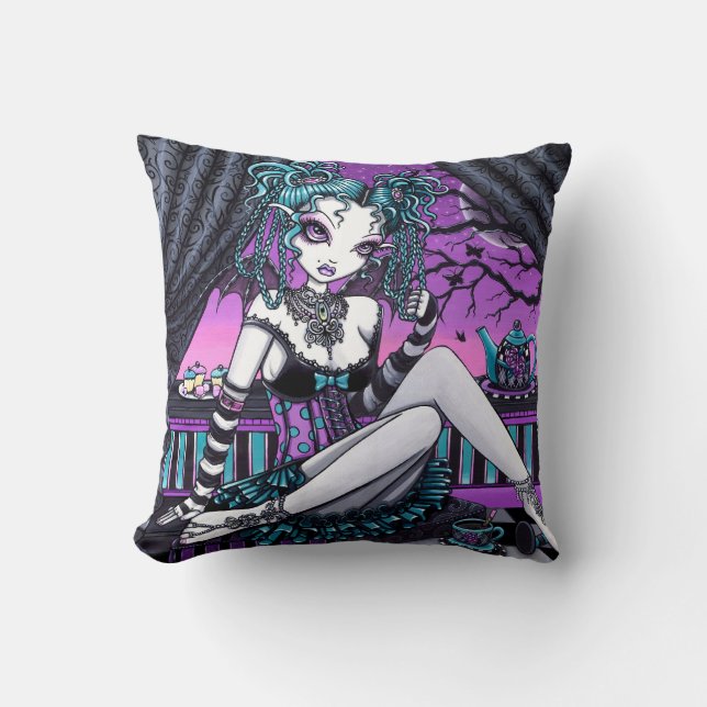Makayla Couture Tea Party Gothic Fairy Pillow Kussen (Voorkant)