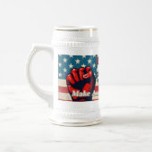 Make America Free Again Kunstwerk Bierpul (Links)