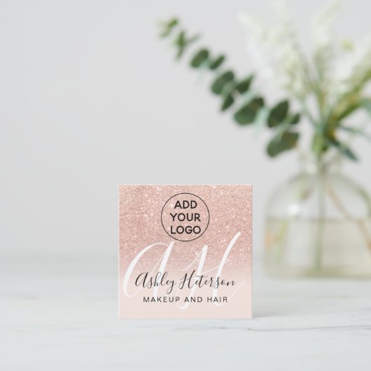 Make-up blush roos gouden glitter logo monogram vierkante visitekaartje (Staand voorkant)