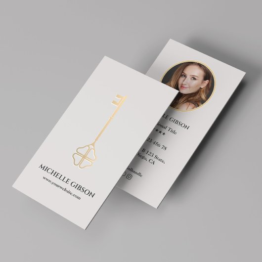 Makelaar Hypotheek Lucky Gold Key Photo Light Sand Visitekaartje