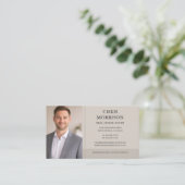 Makelaar Neutrale Taupe Foto Professioneel Visitekaartje (Staand voorkant)