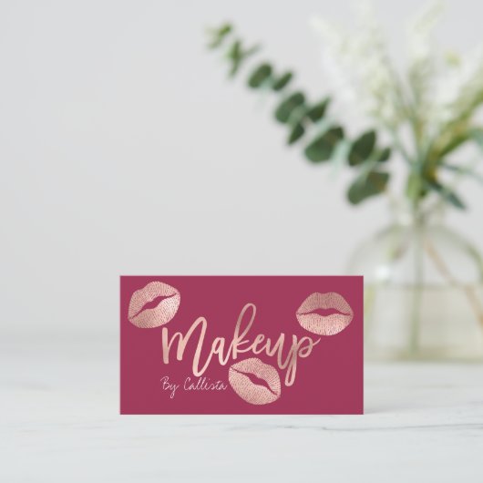 Makeup Artist Roos Gold Lips Typografie Moderne Visitekaartje (Staand voorkant)