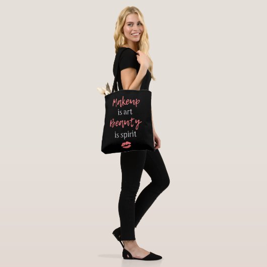 Makeup is kunst Beauty is geest Tote Bag (Op model)