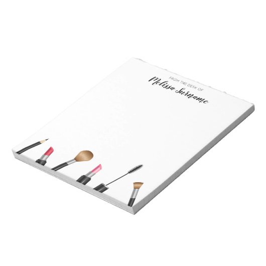 Makeup Mascara, lipstick, potlood, penselen en naa Notitieblok (Linkerzijde)