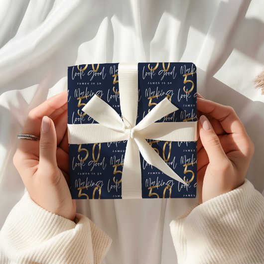 Making 50 look good gold birthday party napkins cadeaupapier