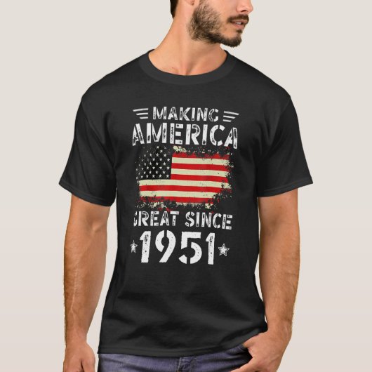 Making America Great Since 1951 USA Flag Retro Bir T-shirt (Voorkant)