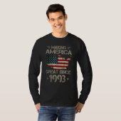 Making America Great Since 1993 USA Flag Retro Bir T-shirt (Voorkant volledig)