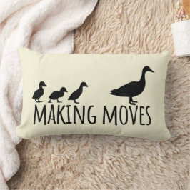 Making Moves Mama Duck and Ducklings Motivational Kussen