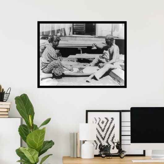 Making Poi in Hawaii 1908 Poster (Thuiskantoor)