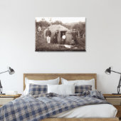 Making Tappa, een moederstof, c.1875 (sepia foto) Canvas Afdruk (Insitu (Slaapkamer))