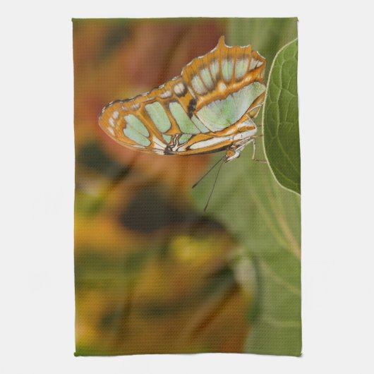 Malachite op een blad theedoek (Verticaal)