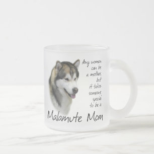 Malamute mama Mok