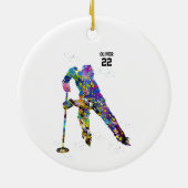 Male Ringette Player Keramisch Ornament (Achterkant)