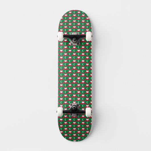 Maledivisch vlag kleuren harten patroon patriottis persoonlijk skateboard (Voorkant)