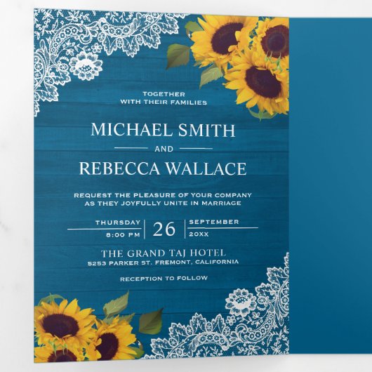 Malibu Blauw Houten Kant Zonnebloem Bruiloft Foto Drieluik Uitnodiging (Binnenzijde eerst)
