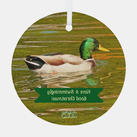 MALLARD DUCK GLIDING ACROSS POND GLAS ORNAMENT (Achterkant)