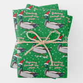 Mallard Duck in Santa Hat Quacking through Snow Inpakpapier Vel (In situ)