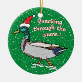 Mallard Duck in Santa Hat Quacking through Snow Keramisch Ornament (Voorkant)