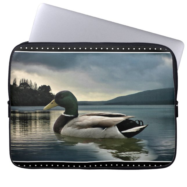 Mallard Duck Lake Laptop Sleeve (Voorkant)