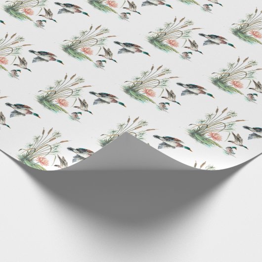 Mallard Ducks and Cattails Cadeaupapier (Hoek)