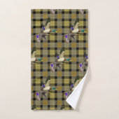 Mallard Ducks Op Jagers Plaid Bad Handdoek (Handdoek)