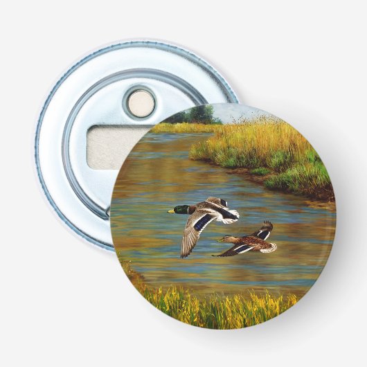 Mallard Ducks vliegen over de hond Button Flesopener (Voorkant)