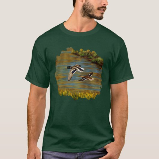 Mallard Ducks vliegen over de hond T-shirt (Voorkant)
