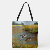 Mallard Ducks vliegen over de hond Tote Bag (Voorkant)
